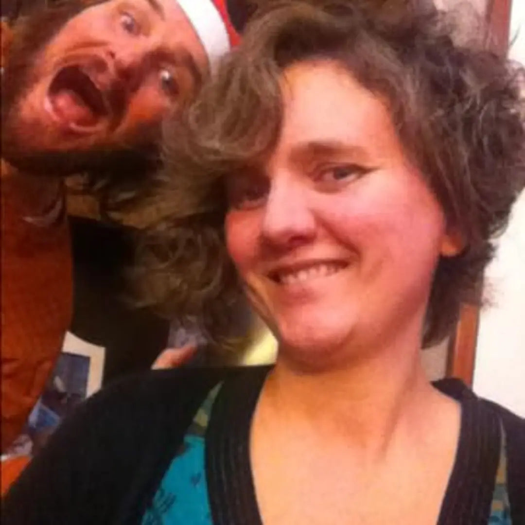 <strong>Samantha R</strong>